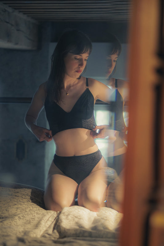 Scarlett, bralette en maille Rachel